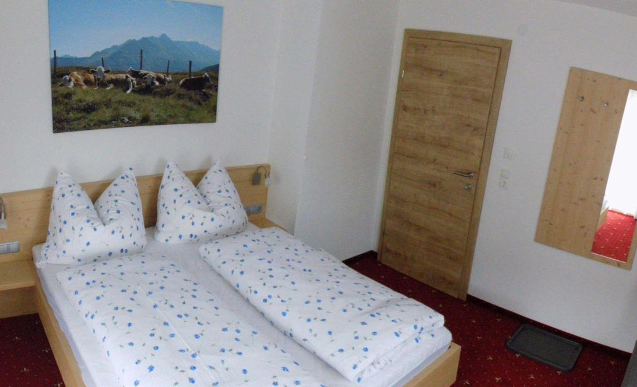 مبيت وإفطار جيرلوس Haus Maria المظهر الخارجي الصورة